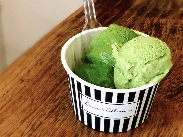
          世界一濃い抹茶も！行列の出来る“高濃度抹茶アイス”が人気の専門店はこの3つ
        