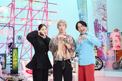 �إ��������MEGUMI��ONE OK ROCK Taka������