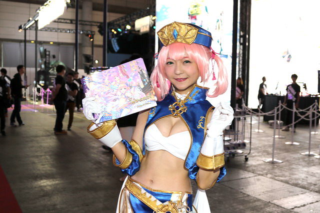 東京ゲームショウ2018を彩る素敵なお姉さんたち。一般公開日2日目
