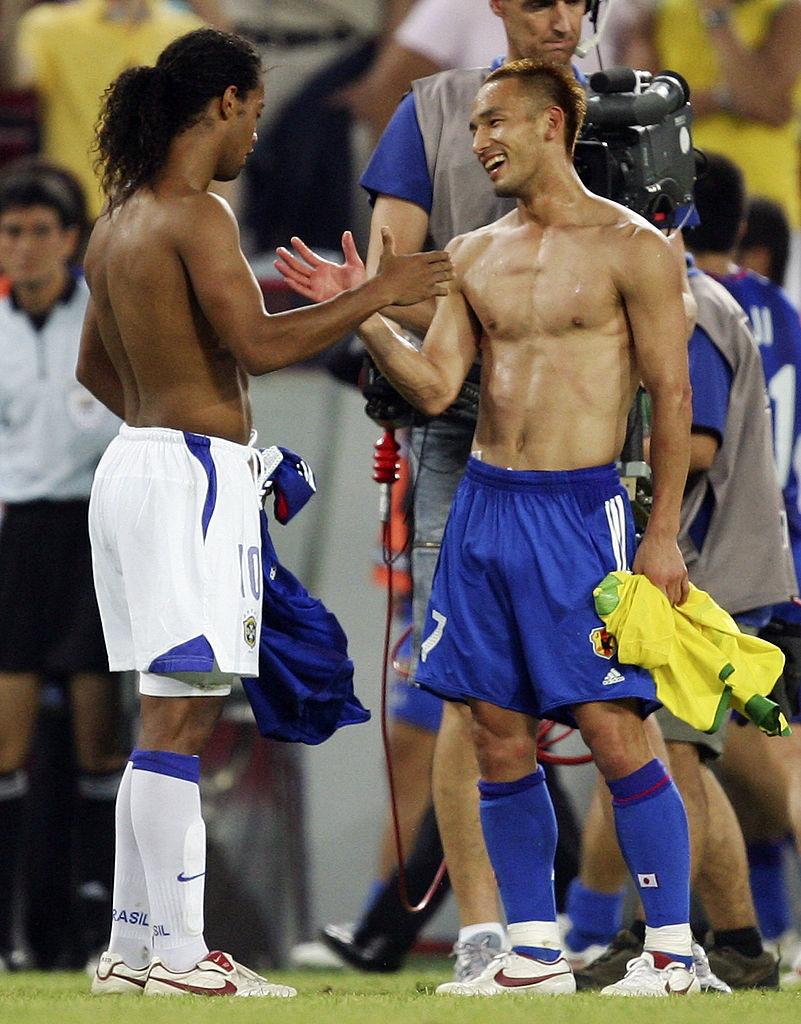 【ロナウジーニョ・ジーコ・中田英寿サイン入り】Under Armour ロナウジーニョ・ジーコ・中田英寿サイン入り】Under Armour 2025年