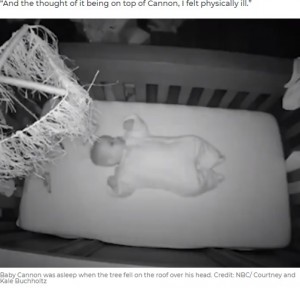 すやすやと眠る生後5か月の男の子(画像は『7News 2021年7月8日付「US mum’s anguish as large tree falls on roof over five-month-old sleeping baby」(Credit: NBC/ Courtney and Kale Buchholtz)』のスクリーンショット)