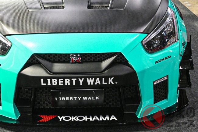 日産「“ミニ”GT-R!?」公開!? まさかの“軽規格超え”の「コペン」って