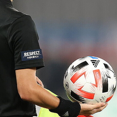 オフサイドになるケース増える 国際サッカー評議会が追記事項を通達 ライブドアニュース オフサイドになるケース増える 国際サッカー評議会が追記事項を通達 ライブドアニュース