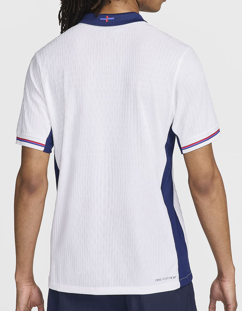 イングランド代表がEURO2024に向けた新ユニフォームを発表！アウェイは