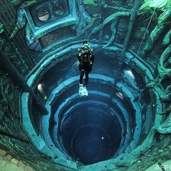 ドバイに世界で最も深いプール登場 探検可能な 水没都市 も ライブドアニュース