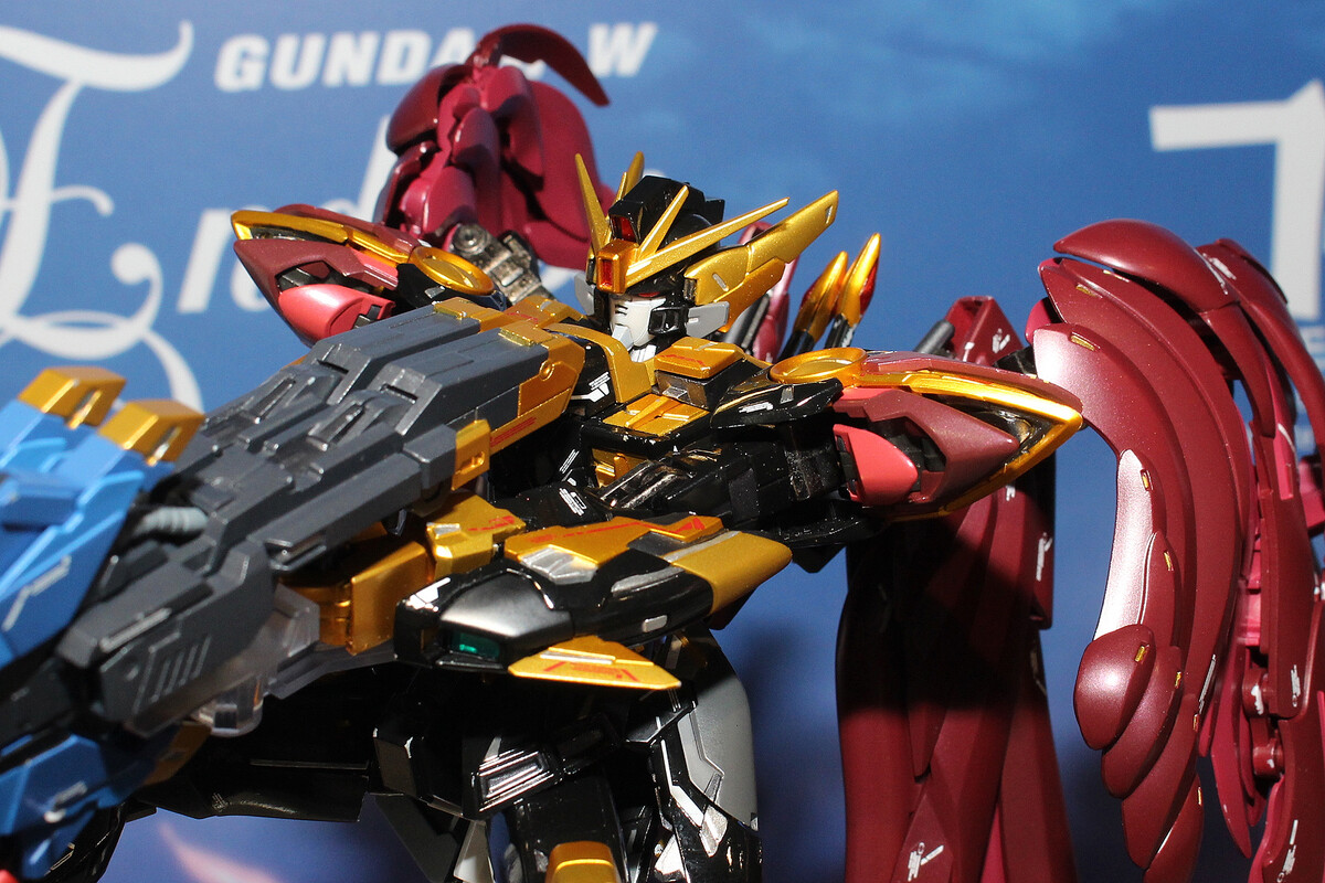 スパロボDD」に登場する「ウイングガンダムゼロリベリオン」展示中