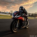 ηΥ󥰥åȤܤ RSV4 Factoryǥӥーaprilia RSV4 FactoryۡWhats New