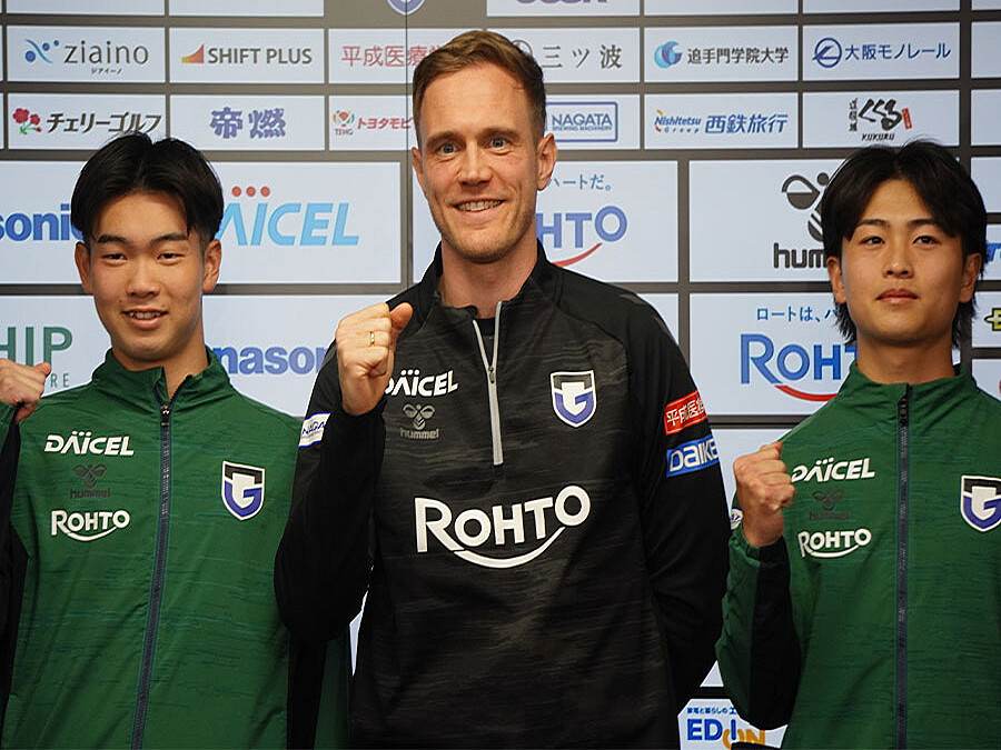 8b295_1610_dca2ab7a_cba6d085-