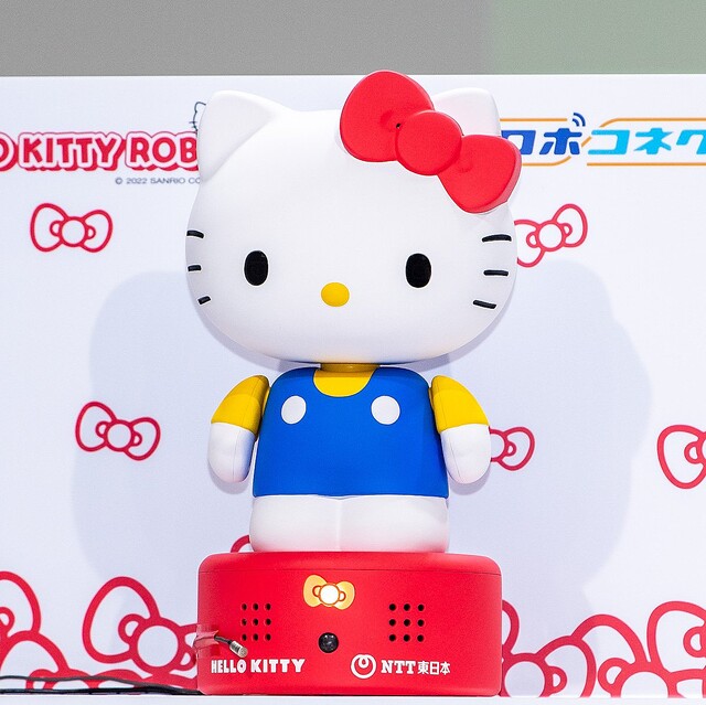受付・検温・プレゼンなど6つの機能！HELLO KITTY ROBOT（ハローキティ