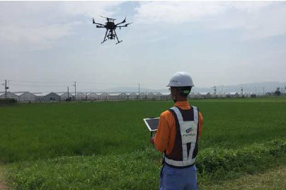 農地作業のドローン活用は全国に広がるか