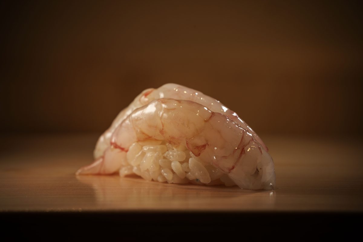 
			高コスパで早くも予約困難の予感！ 金沢の人気寿司店「立喰い鮨 優勝」の姉妹店が東京に初進出！
		