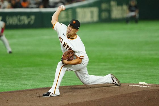 独特なフォーム固めのメニューが話題になった巨人・田中将大【写真：小林靖】