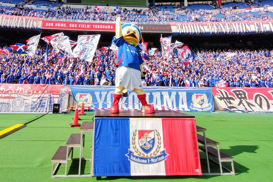 横浜FMの新ユニフォームが発表された【写真:Noriko NAGANO】