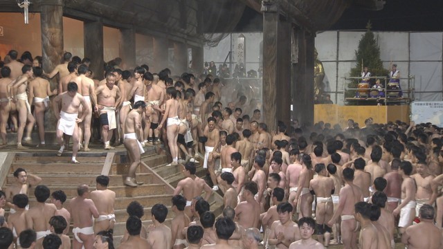 「はだか祭り」で参加者6人搬送、うち3人が意識不明 岡山市