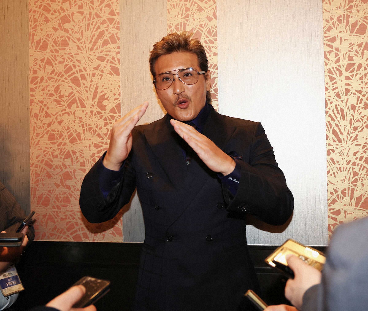 日本ハム・新庄剛志監督 オフシーズンの過ごし方は「鼻の整形！」