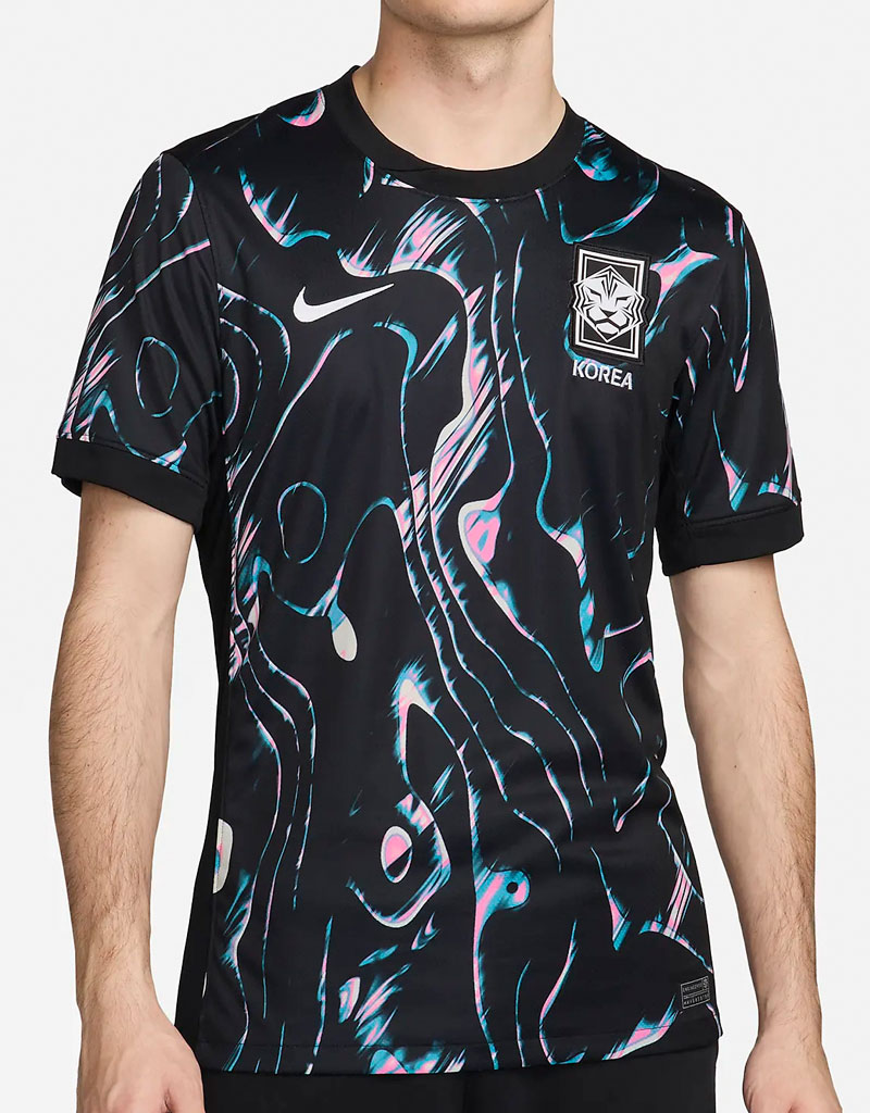 異彩放つ攻めのデザイン！？韓国代表が2024新ユニフォームを発表