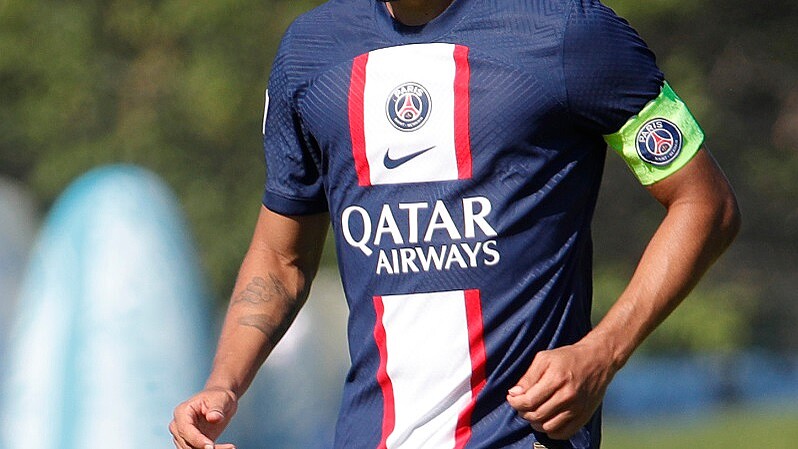 来日のpsg タトゥーを彫るほど日本アニメ好きの選手がいたぞ ライブドアニュース 来日のpsg タトゥーを彫るほど日本アニメ好きの選手がいたぞ ライブドアニュース