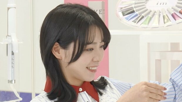 【写真・画像】「垢抜けたとかのレベルじゃない」 元乃木坂46西野七瀬似の女性、スタジオでの顔出しに「可愛すぎる！」　1枚目