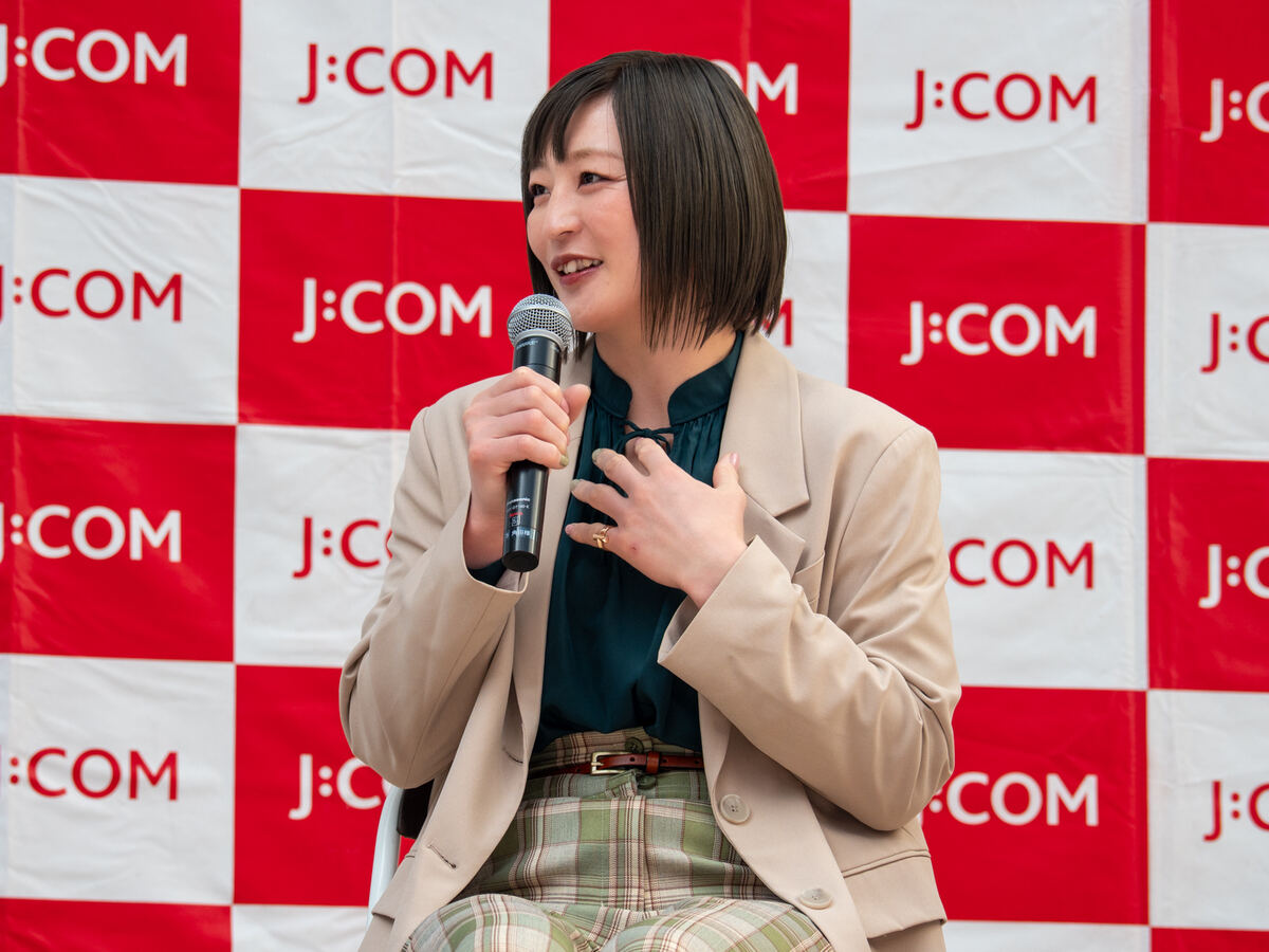 柔道・角田夏実選手がパリ五輪金メダルの技を披露＆特殊詐欺被害防止を呼びかけ - ライブドアニュース