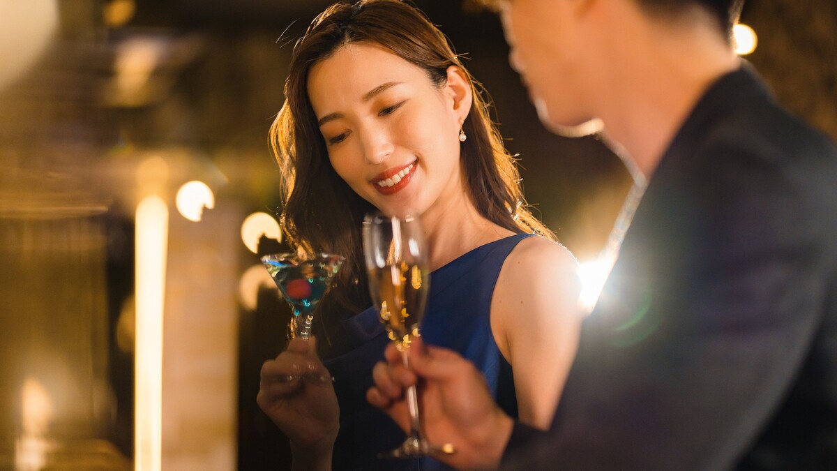 「なぜ？」夫の浮気調査の現場に現れたのは〈調査を依頼した妻〉だった…探偵が目撃した衝撃の結末