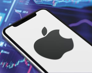 ティム・クックは在任期間15年でAppleの株価を10倍以上に成長させたが…（写真／Nomi2626 - stock.adobe.com）