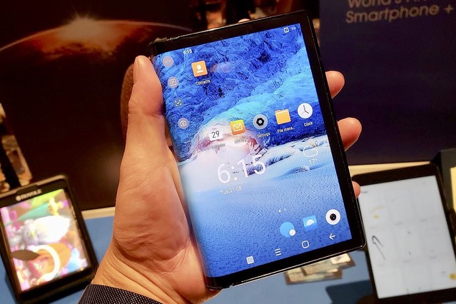 ��ʢ�Τ褦�ʹ�¤ �ʤ��륹�ޥۡ�FlexPai�׼µ��˿���Ƥߤ�