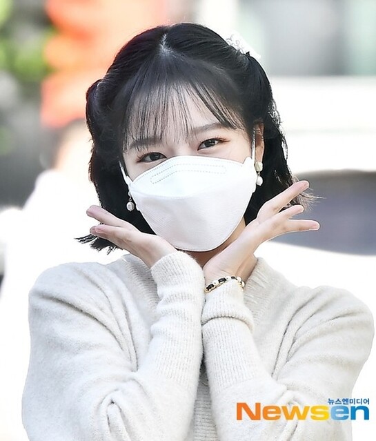 画像 Photo Iz One出身チョ ユリ 2時脱出cultwo Show 出演のため放送局へ 動画あり 1 11 ライブドアニュース