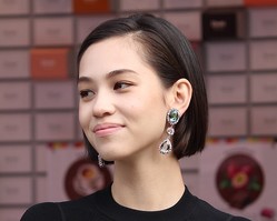 水原希子 ハロウィンで コギャル に変身 タイムスリップ感 別人みたい ライブドアニュース