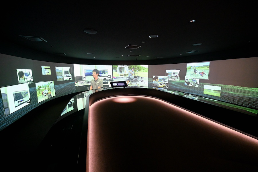 特大 P100号 古画 佐々木恭子 画 「濤」 岩手県三陸の海 ゴールドフレーム JAL SKY MUSEUM、11月から見学枠大幅拡大 夕暮れ時の格納庫ツアーも