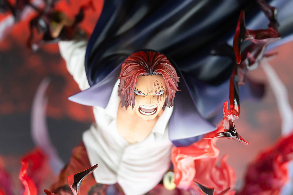 ワンピース　シャンクス　まとめ売り ワンピース「P.O.P. 赤髪のシャンクス“神避”」やカグラバチ「六平千鉱