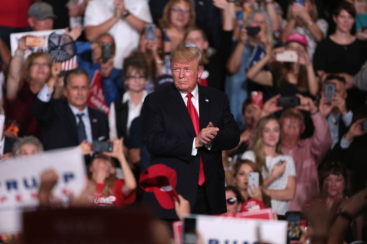 画像】支持率が低迷するトランプ政権 弾劾リスク恐れる「弾劾リスク」も 4/7 - ライブドアニュース