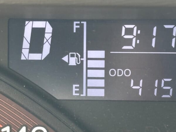 給油口の位置が運転席から分かるって知ってた？　意外と知らないドライバーのための豆知識