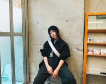 ファミマでしか買えない“3000円台ジャケット”が、ユニクロより優秀?! 着比べて分かった「意外な実力」でスタメン確定