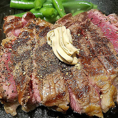 人気メニュー ワイルドステーキ 300gが明日まで1000円 いきなりステーキ 初心者用の小ネタ集 ライブドアニュース