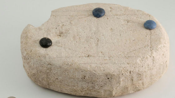古代ローマの遺跡から発掘された「ボードゲームの盤らしき遺物」研究結果