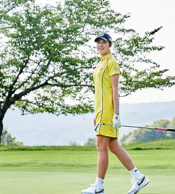 野獣”がコンセプト!? 大里桃子、コラボウェアをデザイン