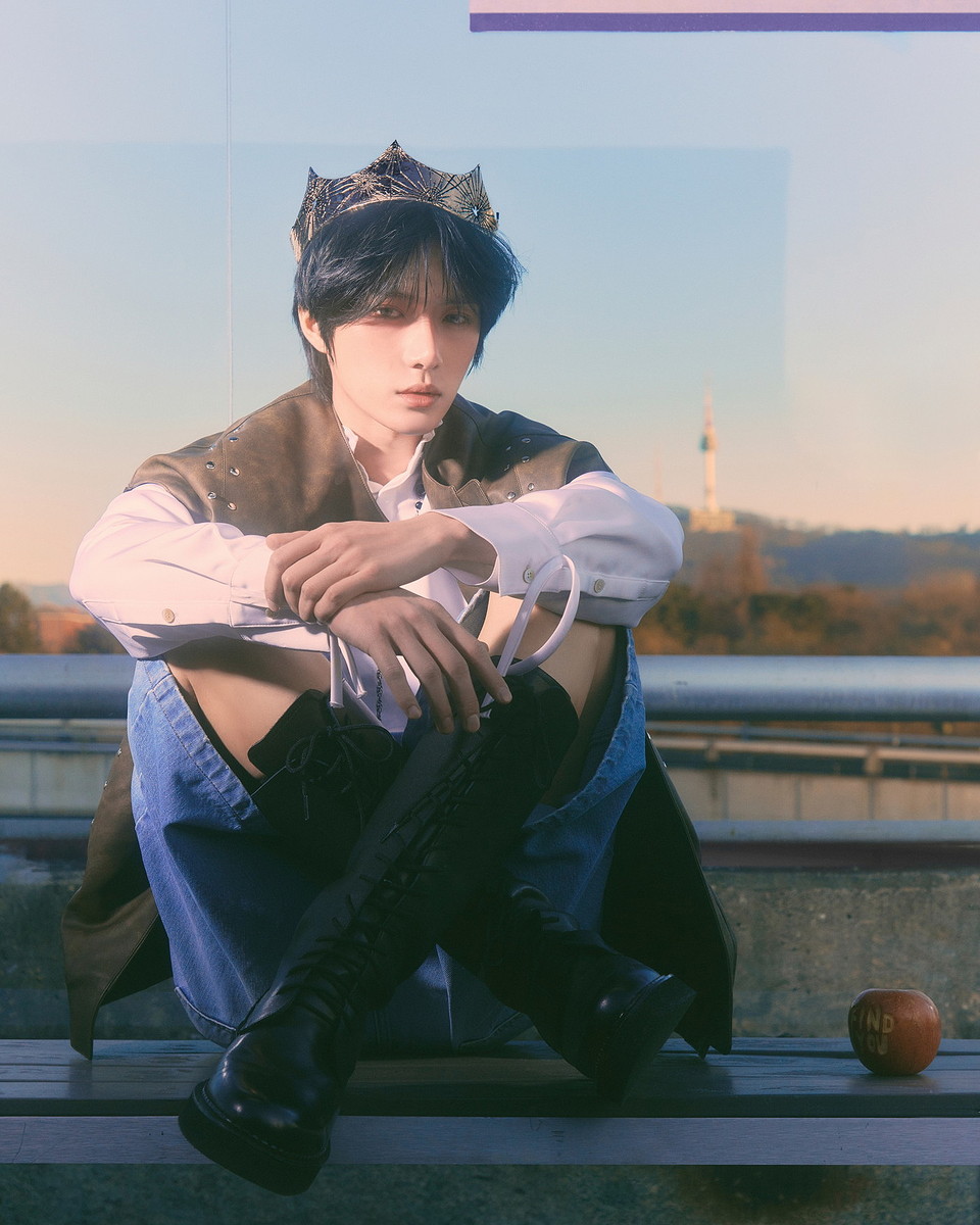 TXT、6thミニアルバム最後のコンセプトフォト＆クリップで“都市に