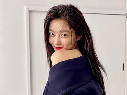 トンイの名子役キム ユジョン 大人っぽい肩見せshotでファンを悩殺 Photo ライブドアニュース