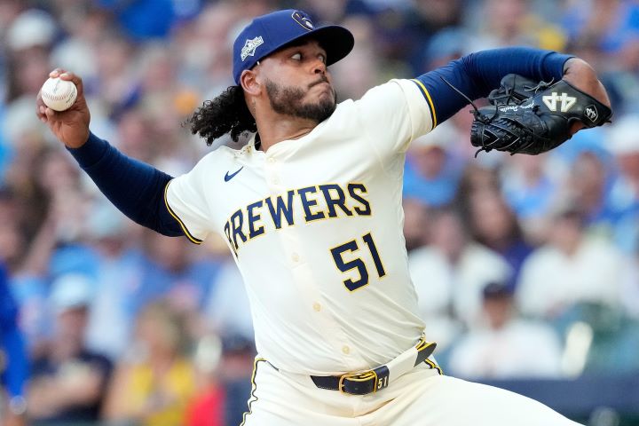 ドジャースがブルワーズの29歳右腕ペラルタを狙っている?