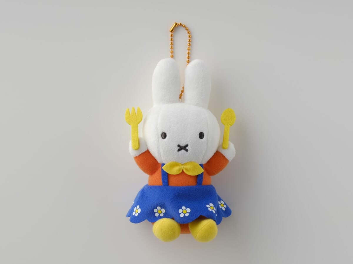 ミッフィーカフェのイスがグッズに！ハウステンボス「体験型ショップ