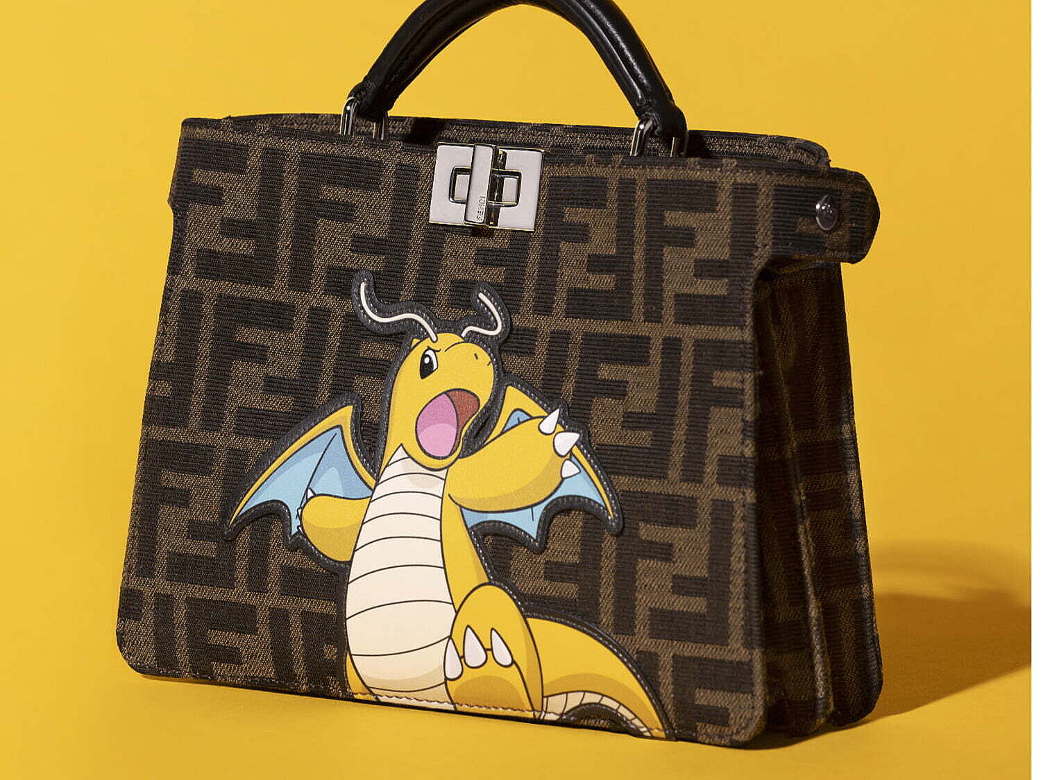 FENDI POKEMON FRGMT コラボ 限定品　ステッカー カイリュー 話題のコラボで2024年のゲン担ぎを！「FENDI x FRGMT」と「FENDI x