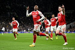 �������ʥ뤬�Ƚ�Ũ�ɥȥåƥʥ�ʴ�ա������������������ӡ�2���5�����ĥ������쥷���2ȯ����ư