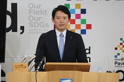 ����񸫤��ä���ƣ��ɧʼ�˸��λ�
