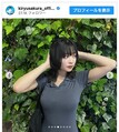 吉柳咲良、ぴったりワンピのソロショットを披露　※「吉柳咲良」インスタグラム