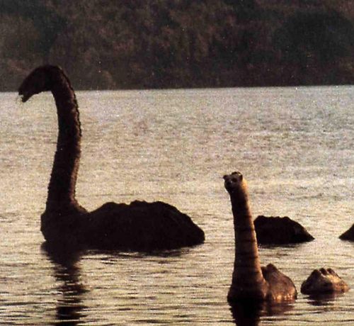 ネス湖怪獣 New Kaiju Nessie / Uguisudani-cho Ganguten / 2024 鶯谷町玩具店が