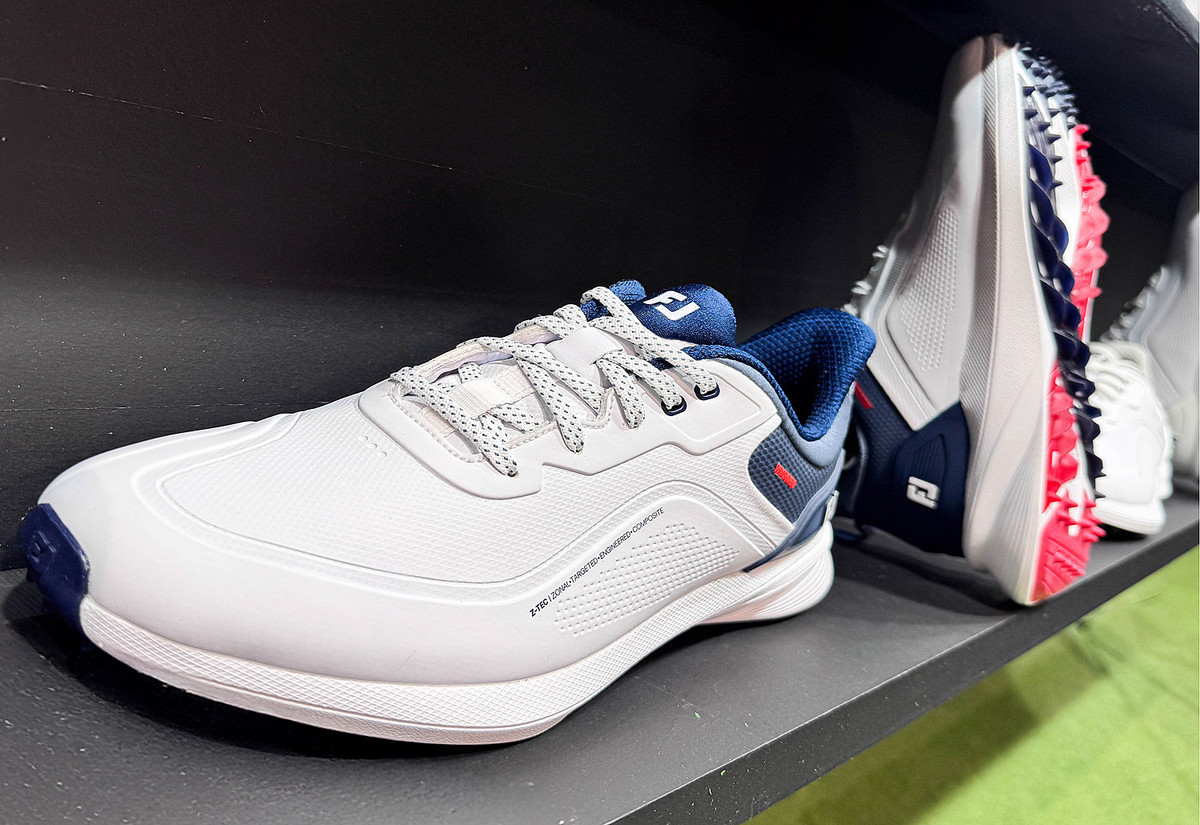 「軽いのに、めちゃくちゃ食いつく」FootJoyから進化した新PRO/SLが登場！