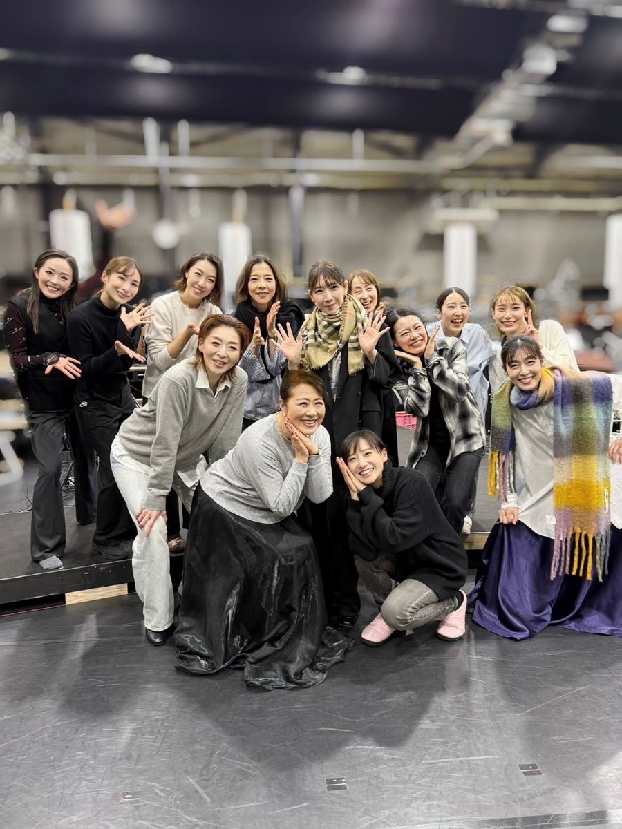 お稽古場にて。月組バージョン（写真提供：越乃さん　以下すべて）  