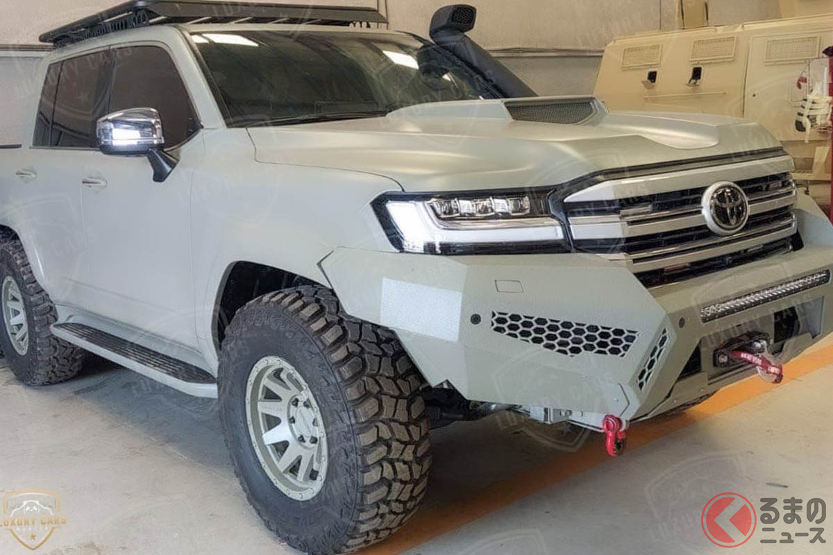 えっ…タイヤが6個!? 「凄いランドクルーザー」爆誕!? ド迫力のトラック