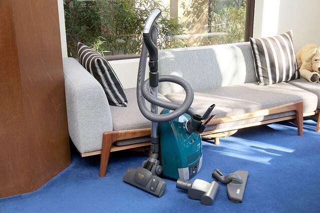重い！ でかい！ でも掃除力はとびっきり。高級家電ミーレの掃除機