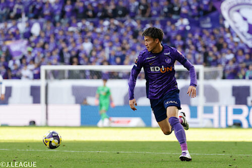 広島の“新11番”は加藤陸次樹！！ ユース出身の28歳FWが佐藤寿人氏らが
